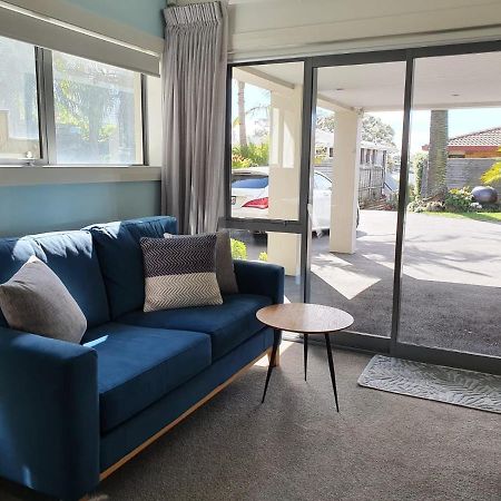 Peaceful Mount Studio Moments To Beach & Downtown Apartment Mount Maunganui Bagian luar foto