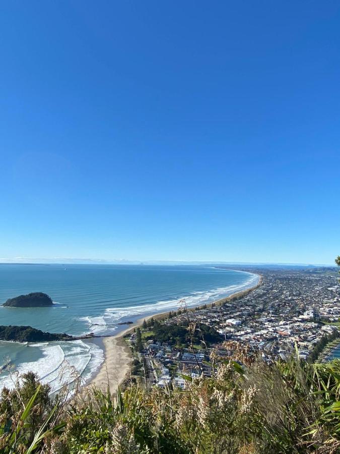 Peaceful Mount Studio Moments To Beach & Downtown Apartment Mount Maunganui Bagian luar foto